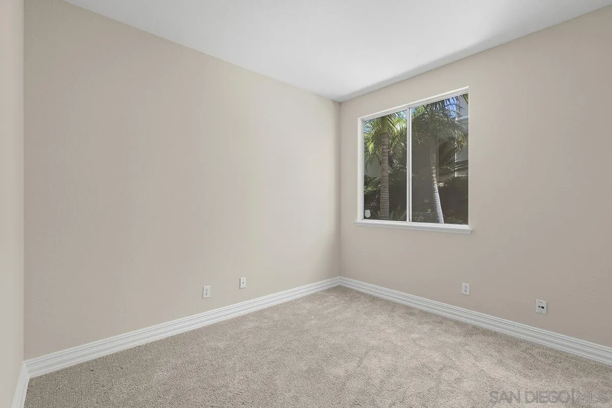 12304 Dormouse Rd