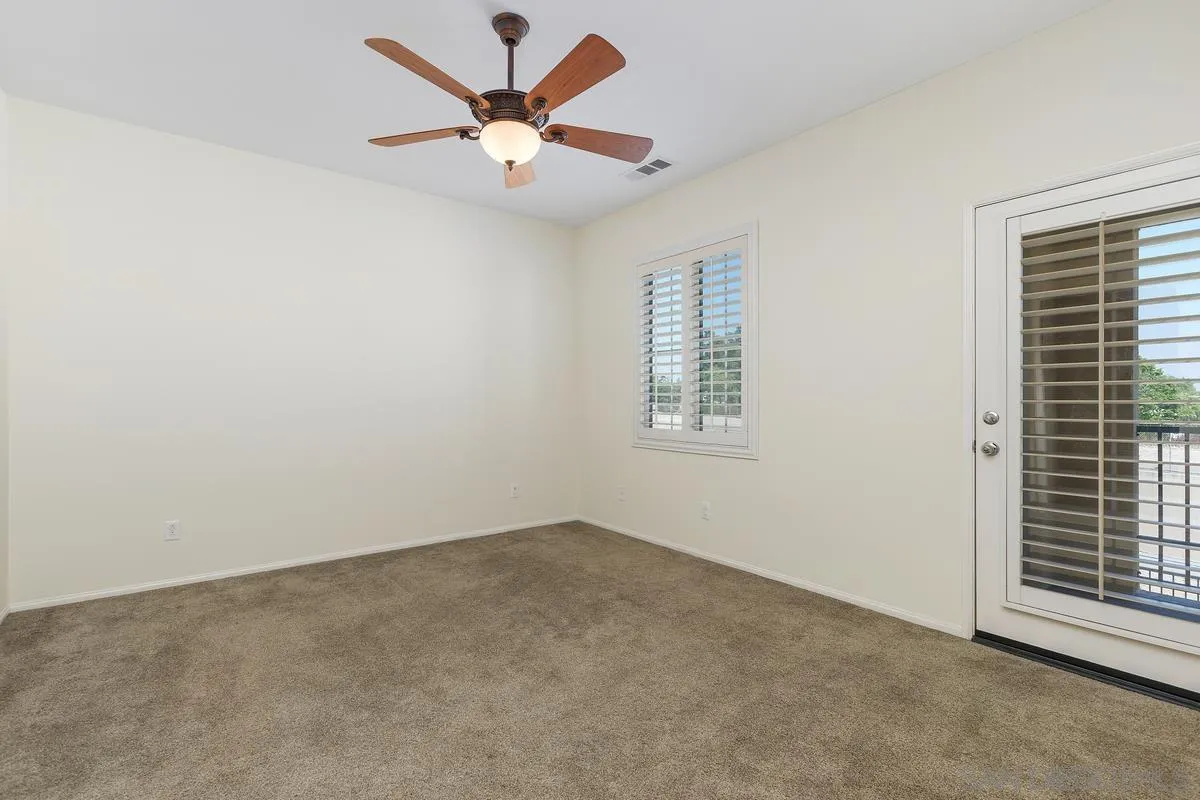 8011 City View Pl