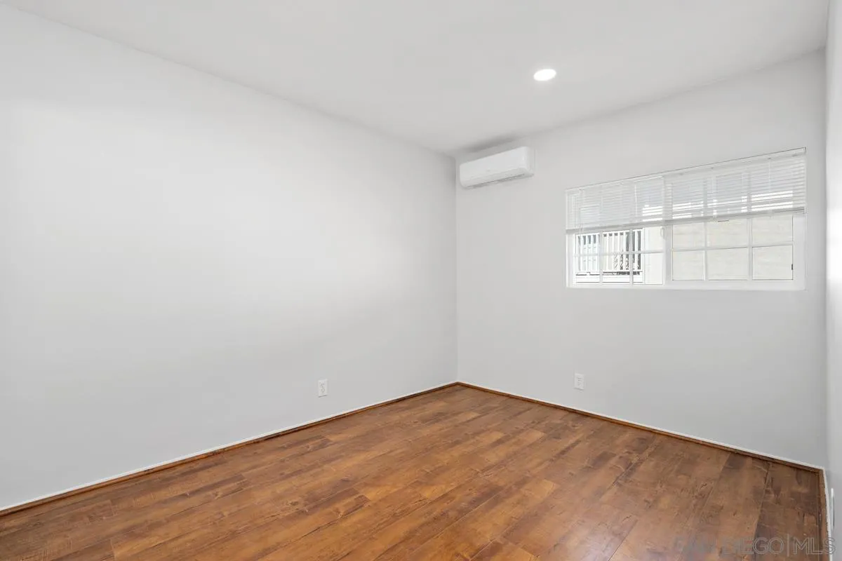 393 Waldo Ave Unit 3