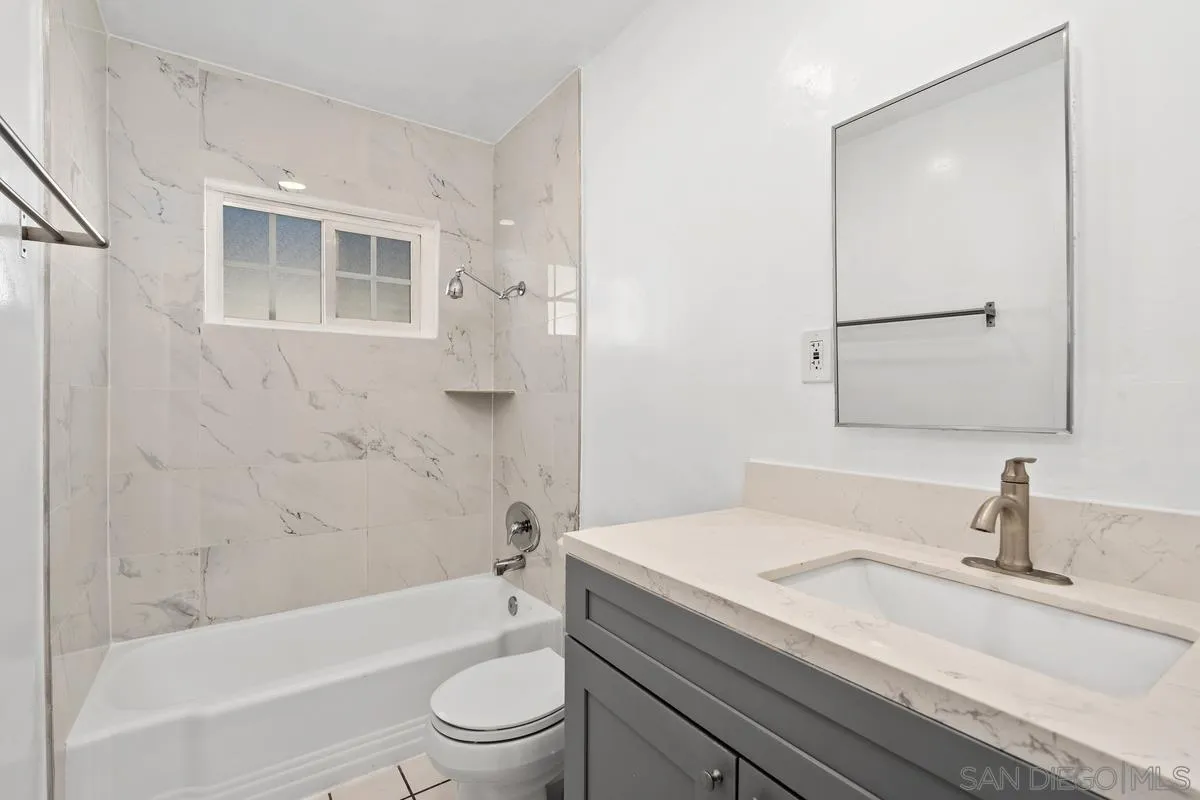 393 Waldo Ave Unit 3