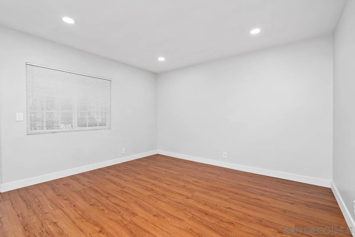 393 Waldo Ave Unit 3