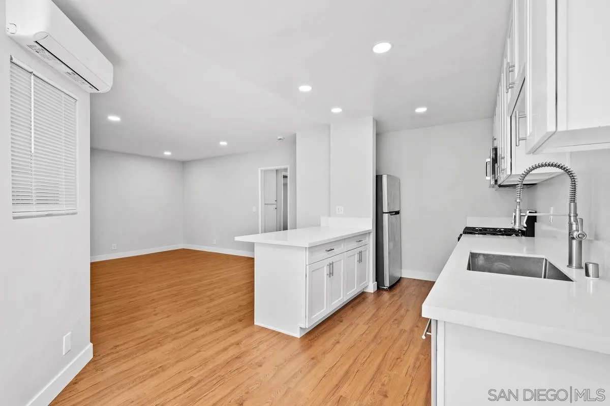 393 Waldo Ave Unit 3