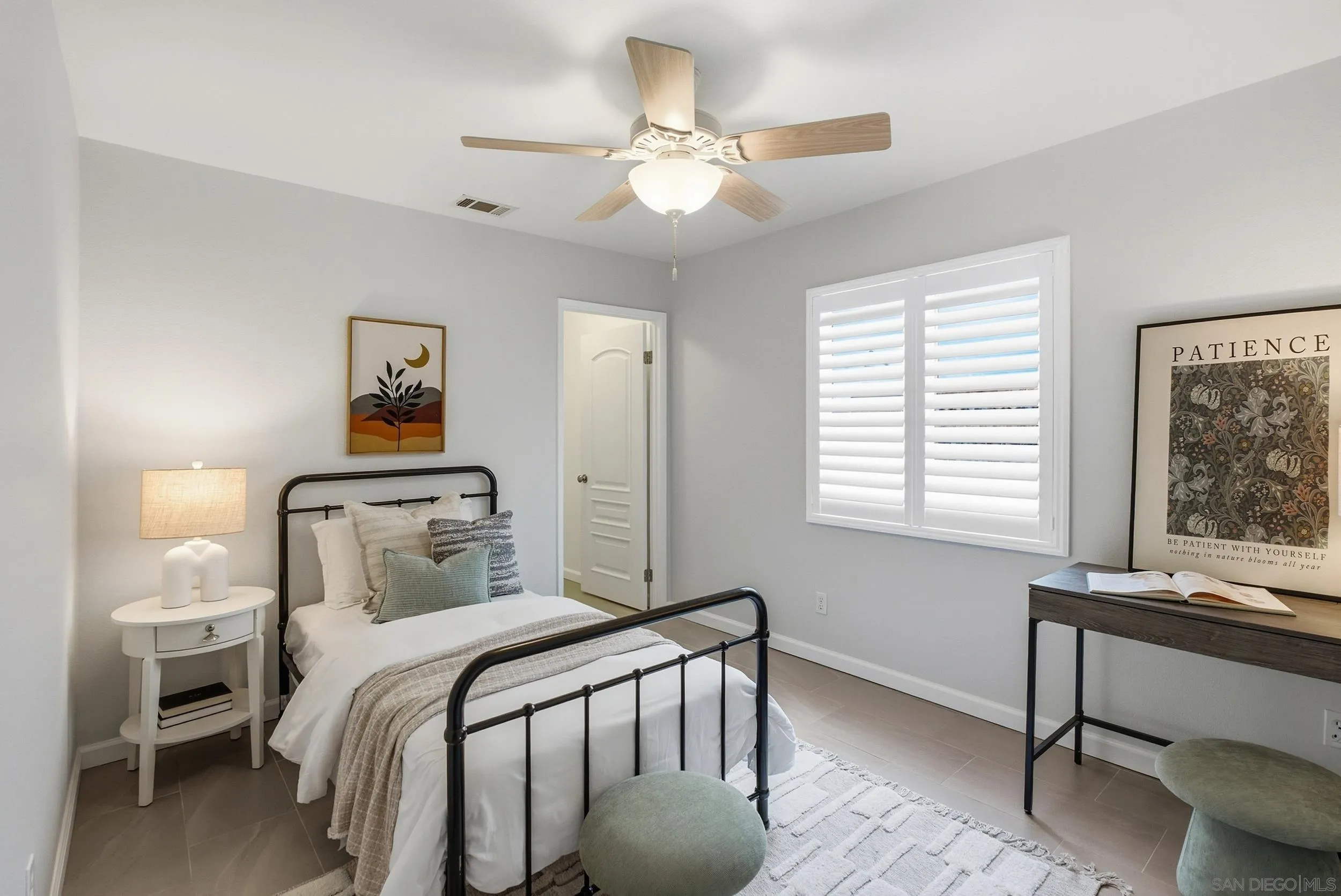 1053 Manteca