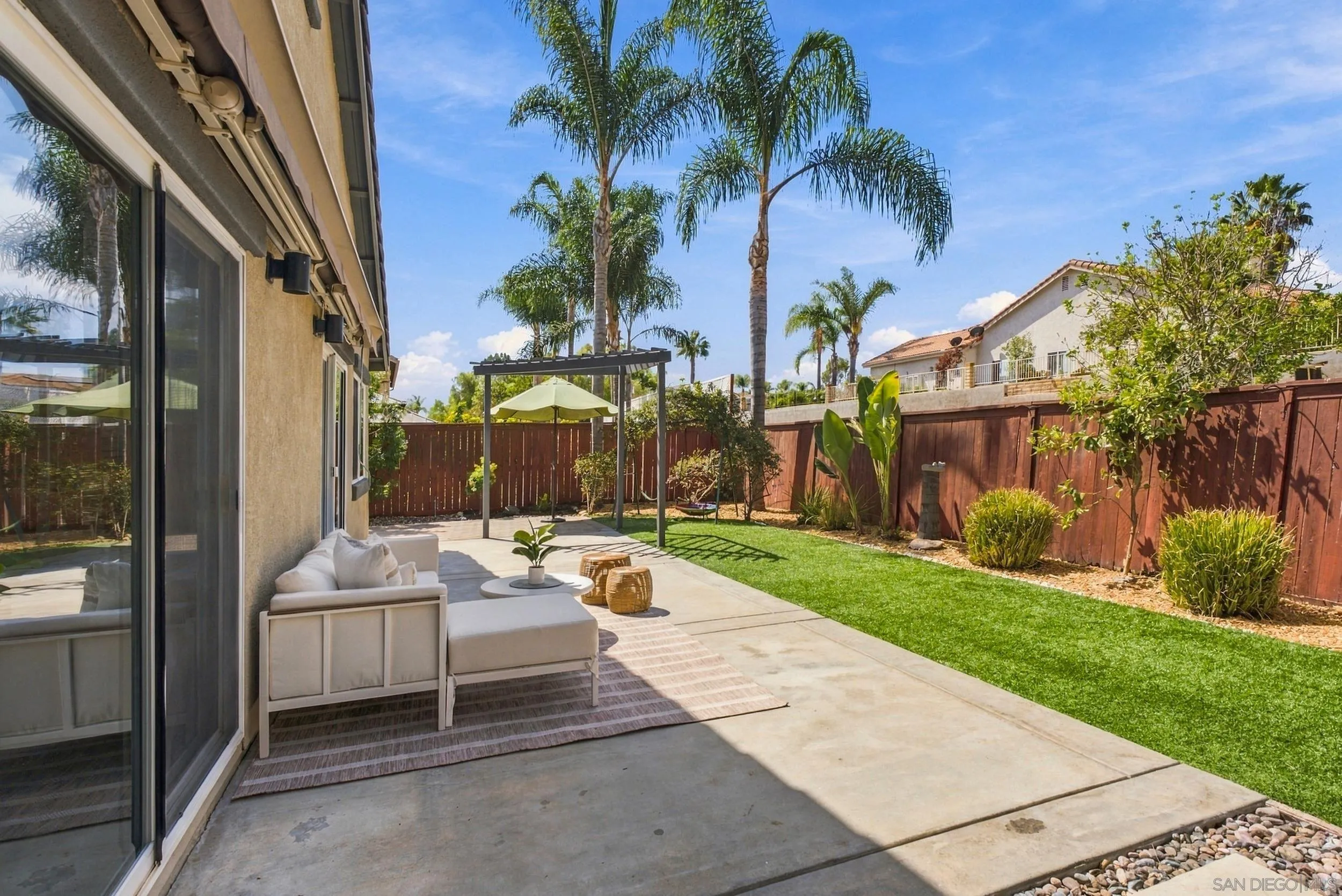 1053 Manteca