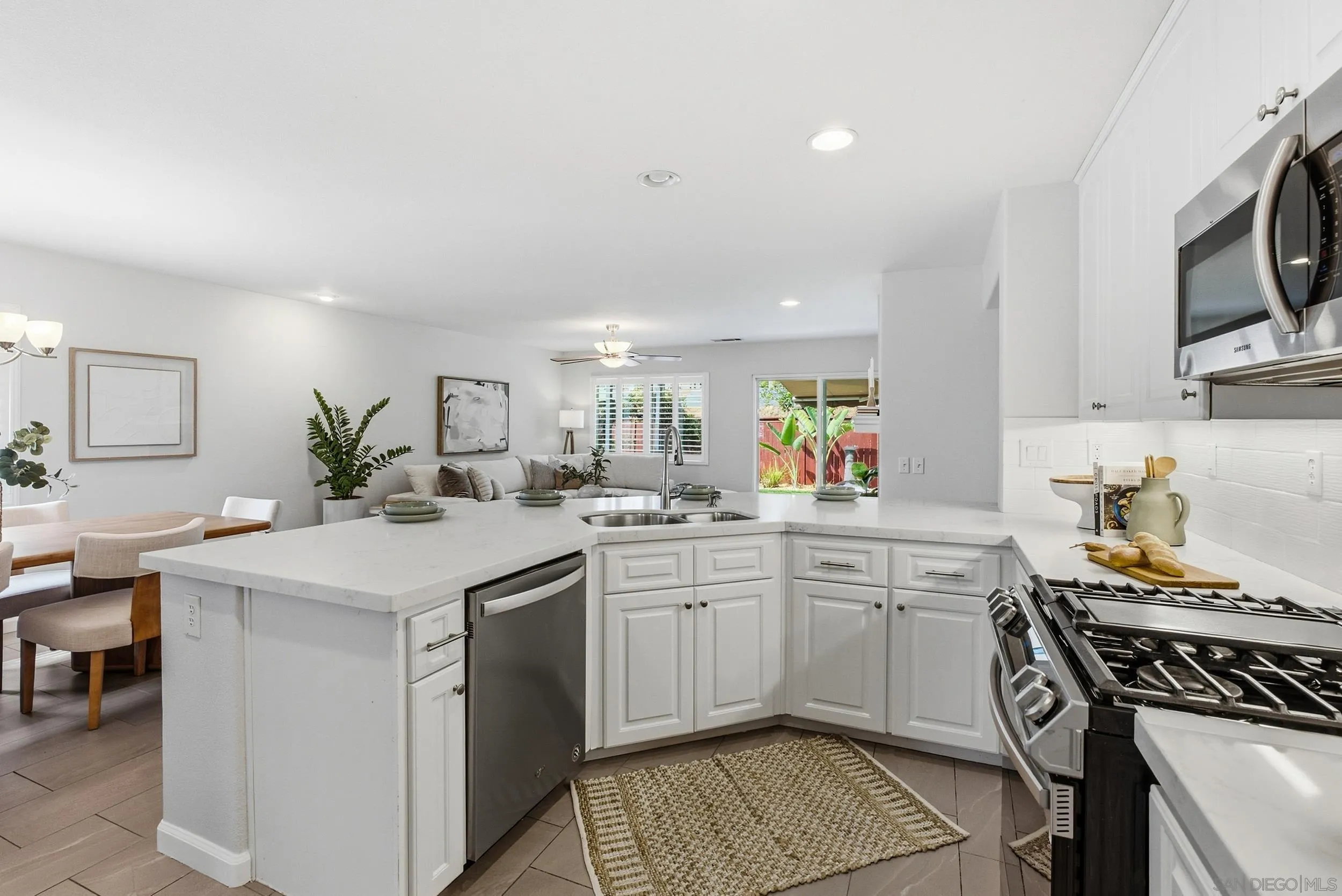 1053 Manteca