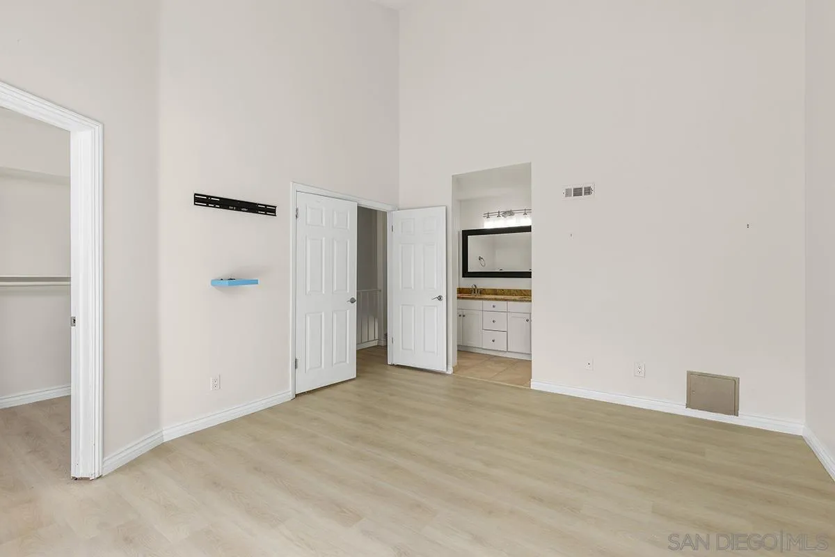 4028 Mahaila Ave Unit C