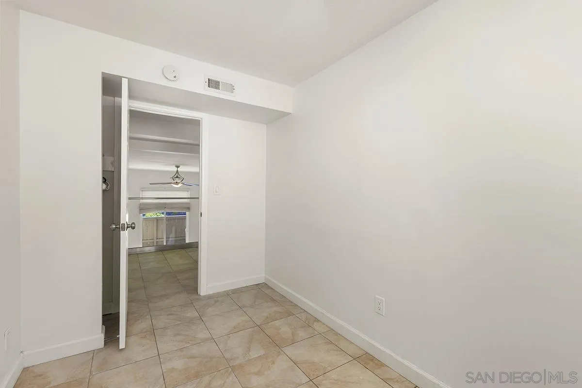 4028 Mahaila Ave Unit C