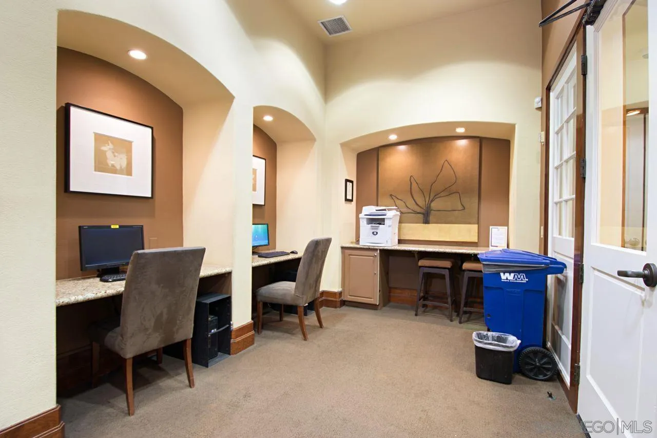 4165 Executive Dr Unit F107