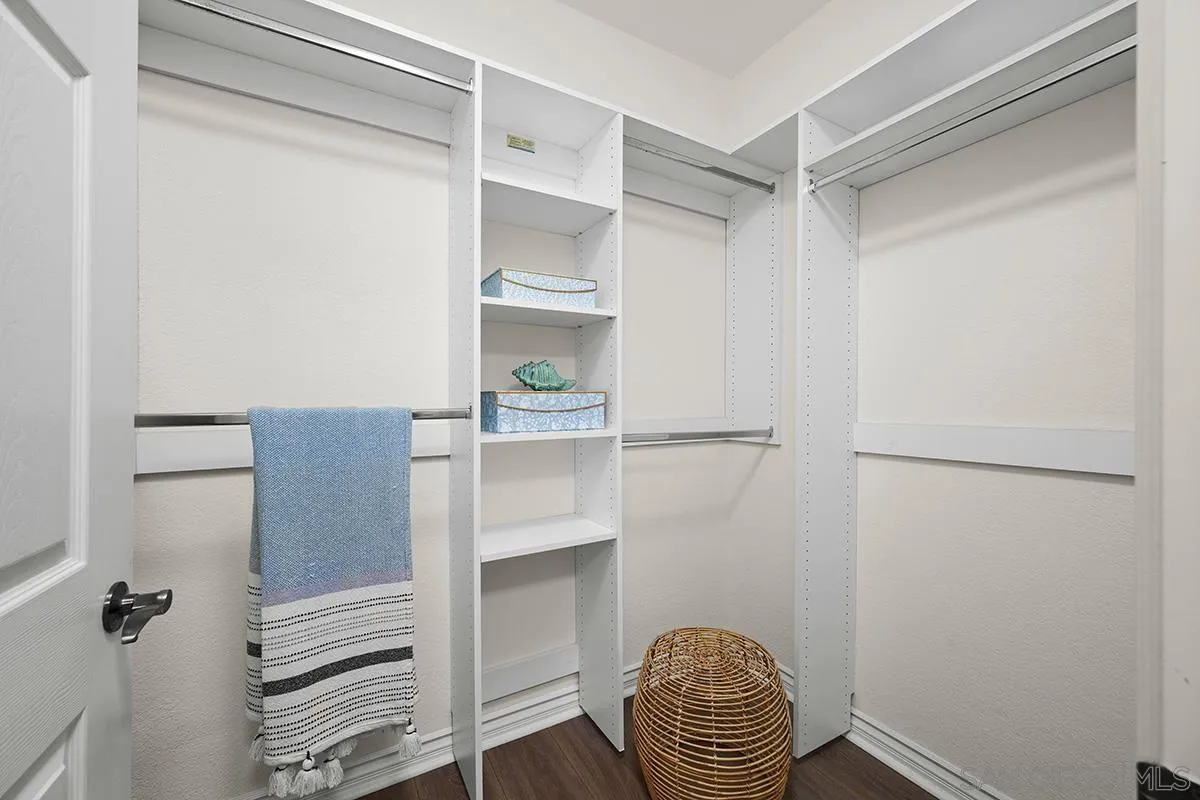 4165 Executive Dr Unit F107