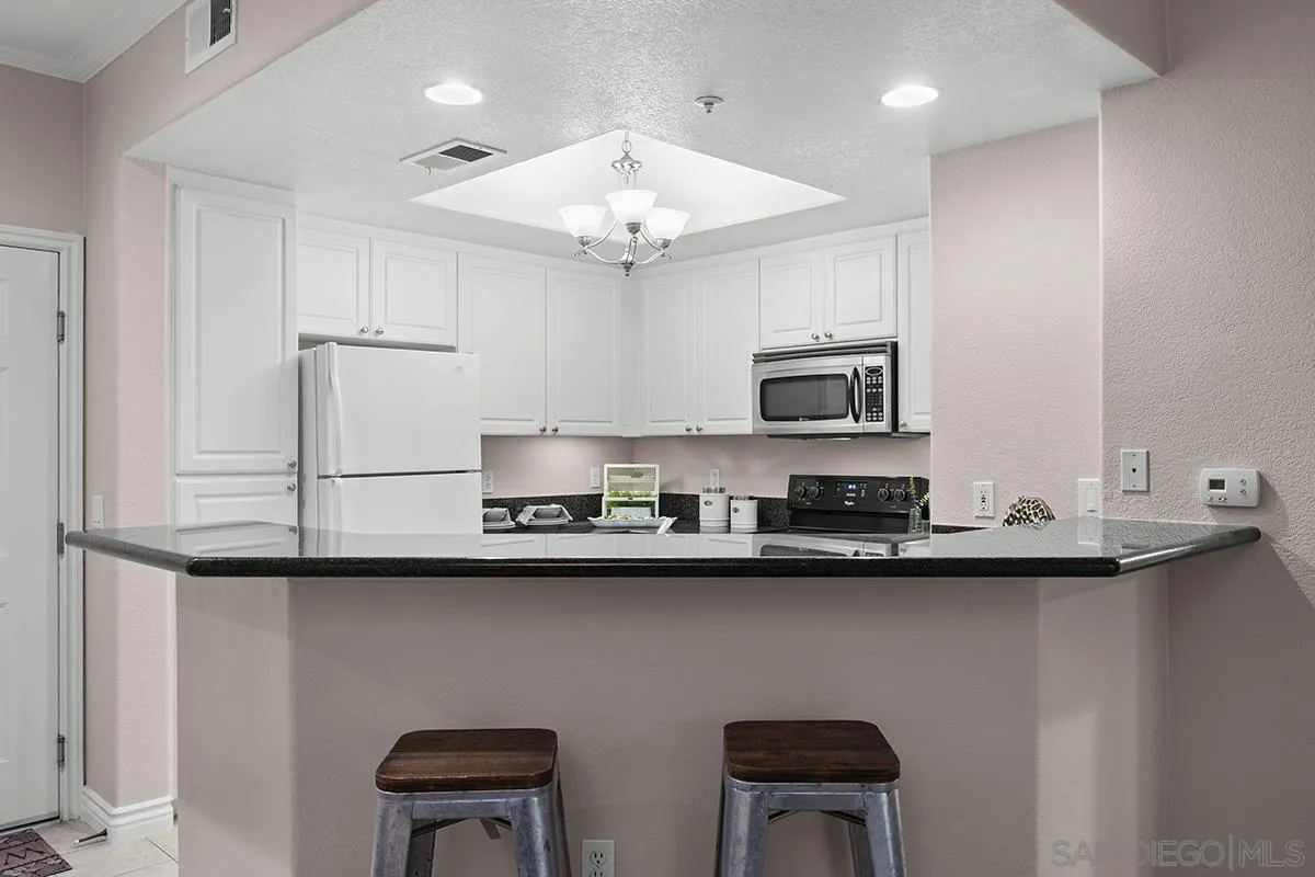 4165 Executive Dr Unit F107