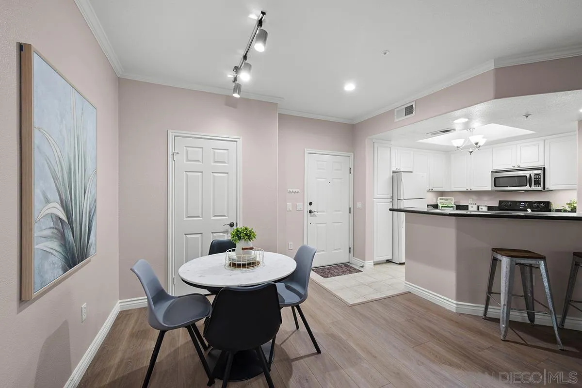 4165 Executive Dr Unit F107