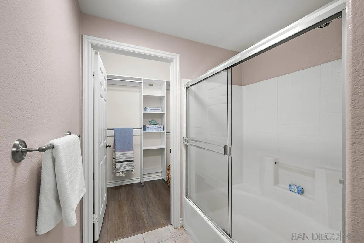 4165 Executive Dr Unit F107