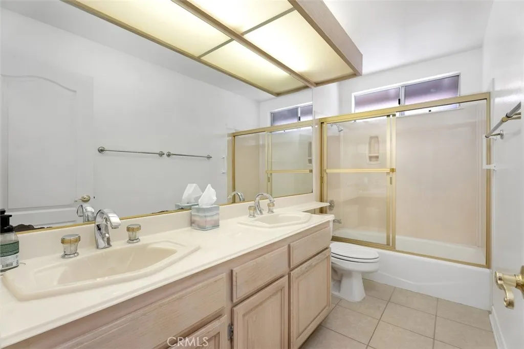 29211 Alfieri Street