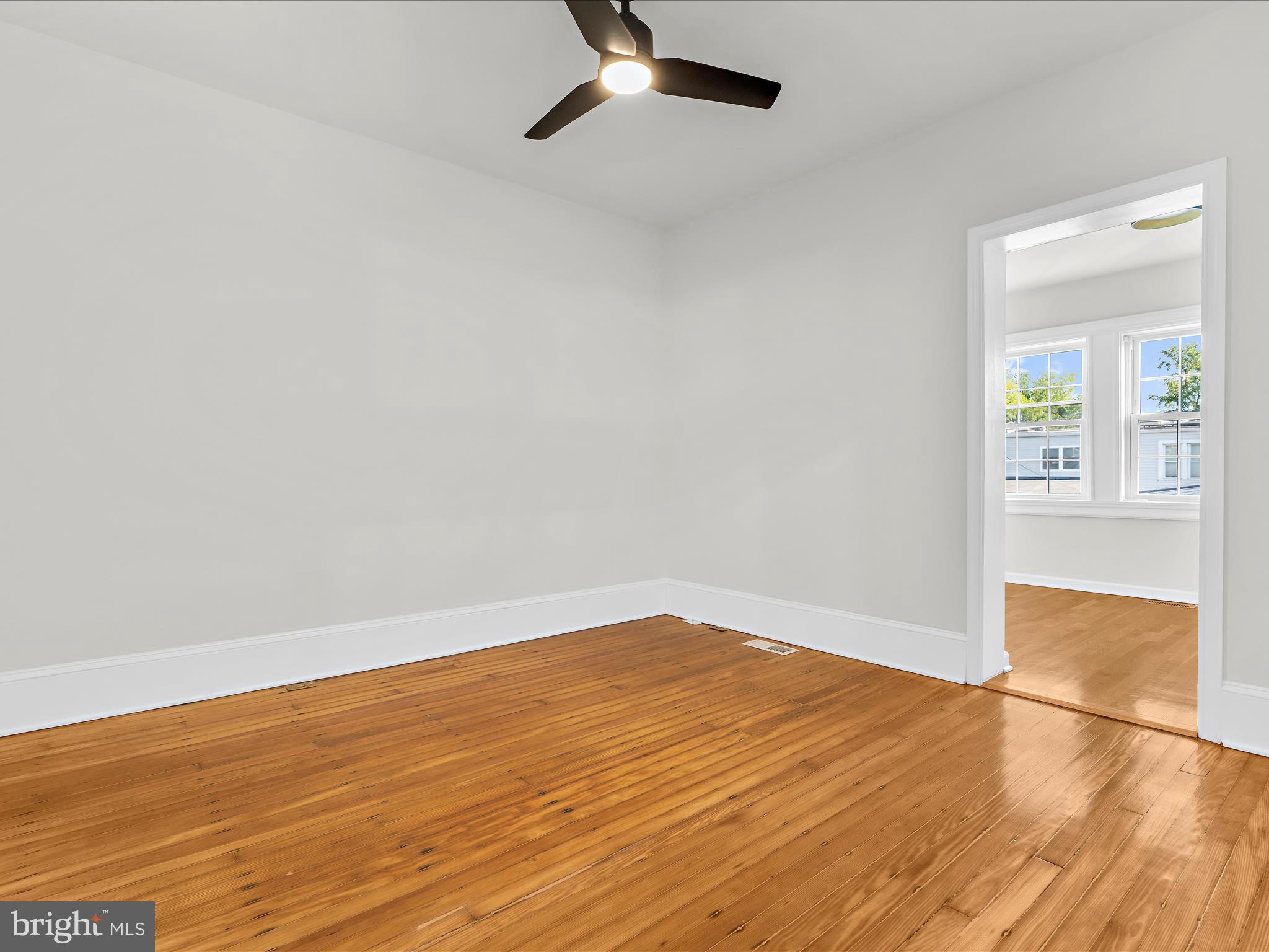 917 Decatur St NW