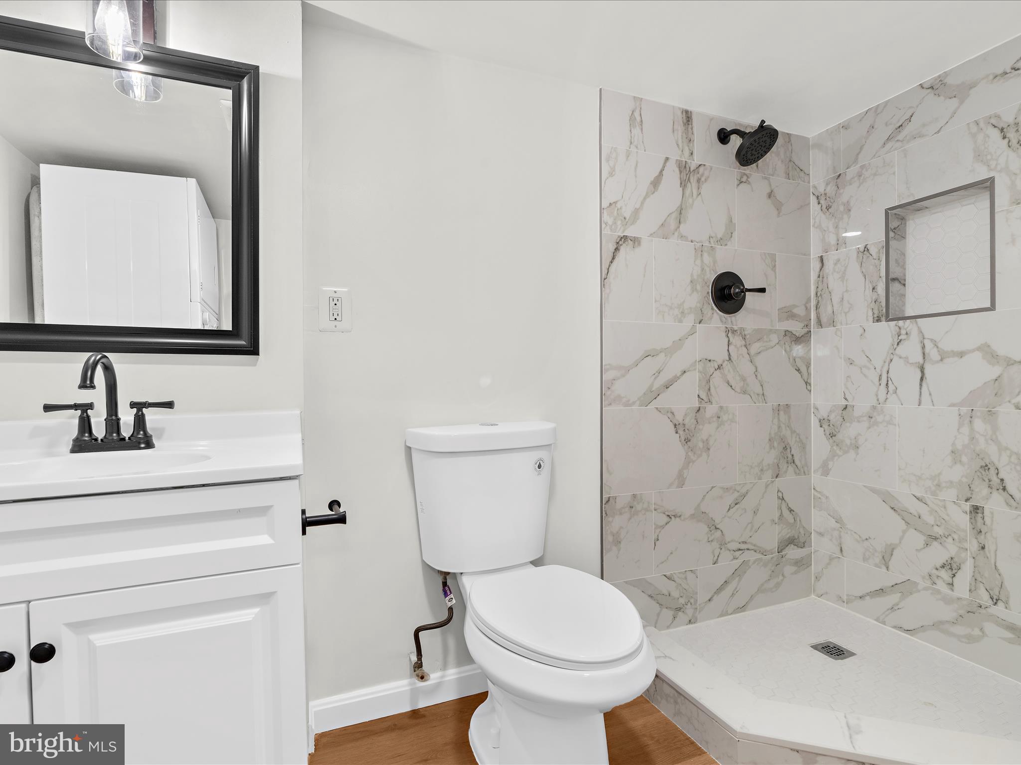 917 Decatur St NW