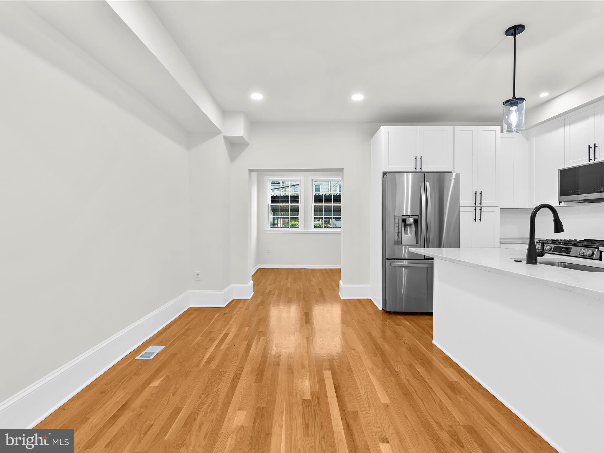 917 Decatur St NW
