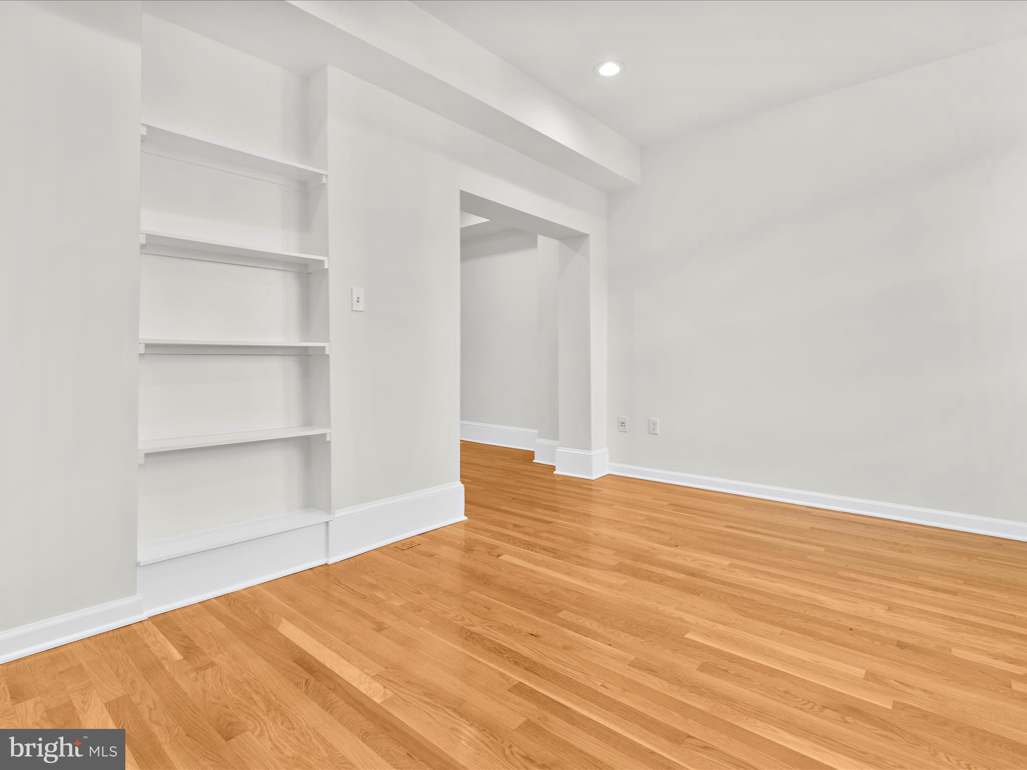 917 Decatur St NW