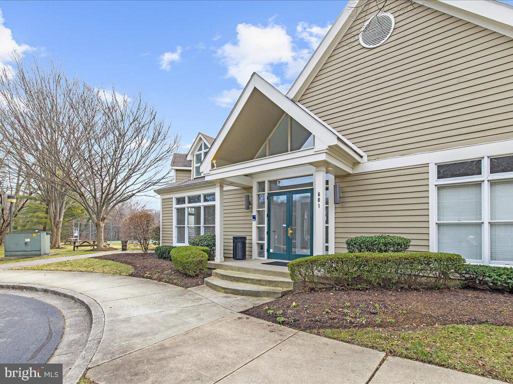 603-B Admiral Dr #7