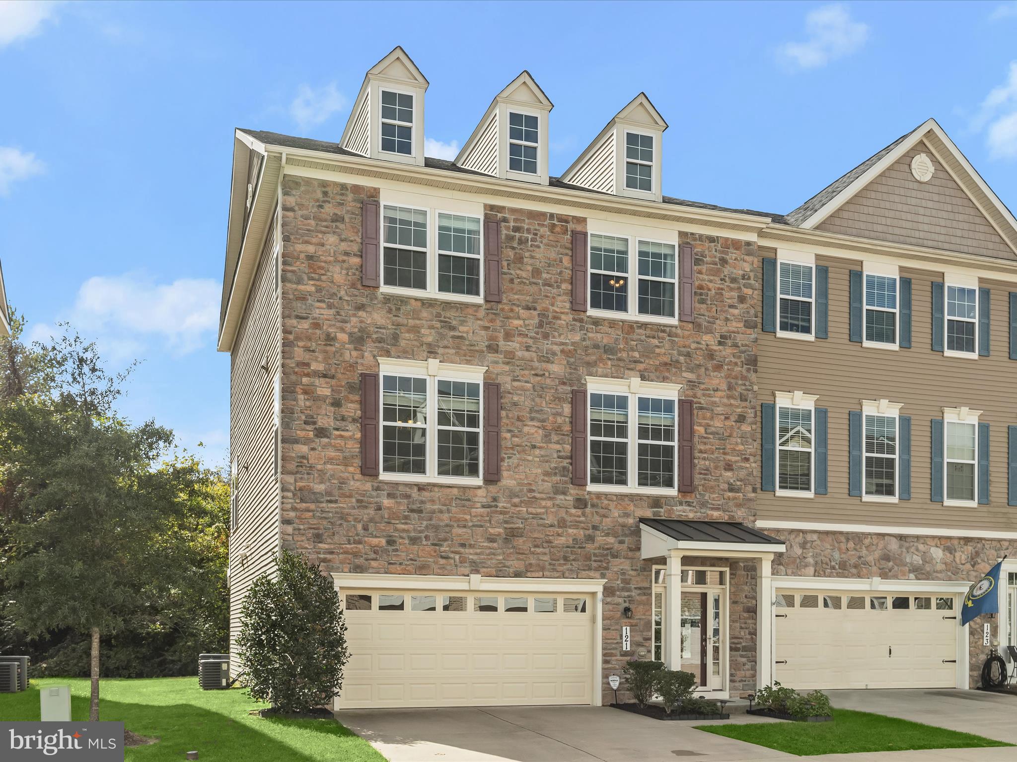 121 Merlot St