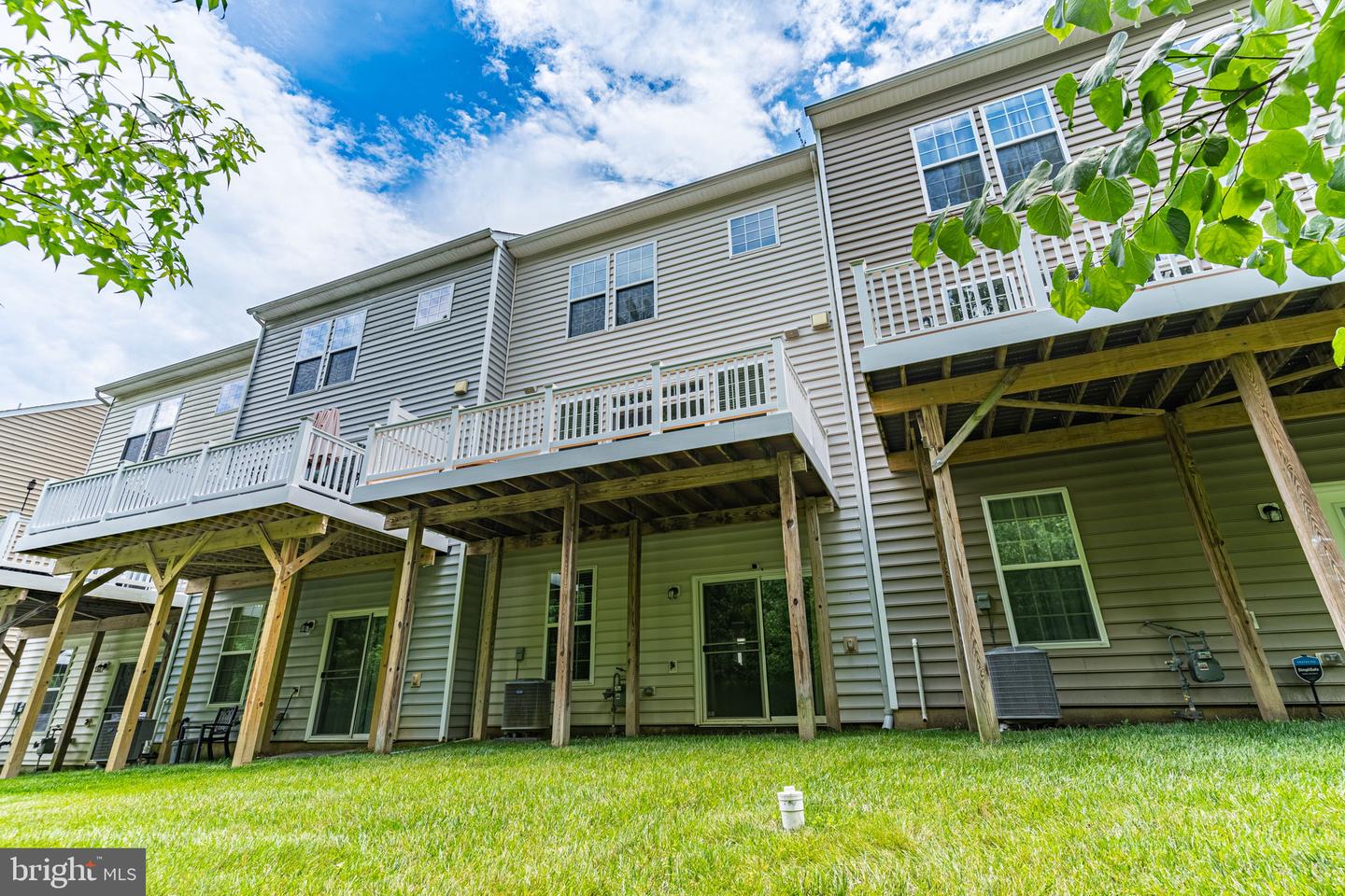 4821 Forest Pines Dr