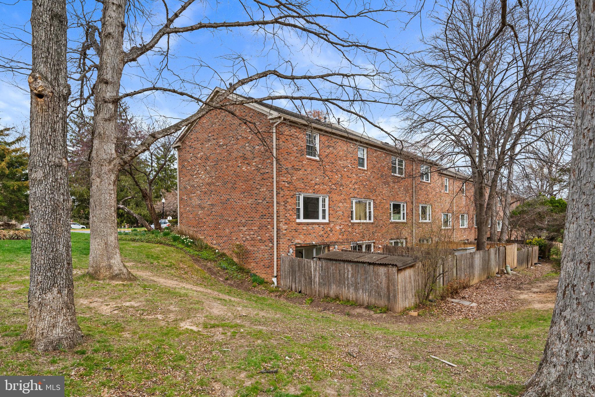 5845 REXFORD DRIVE 721