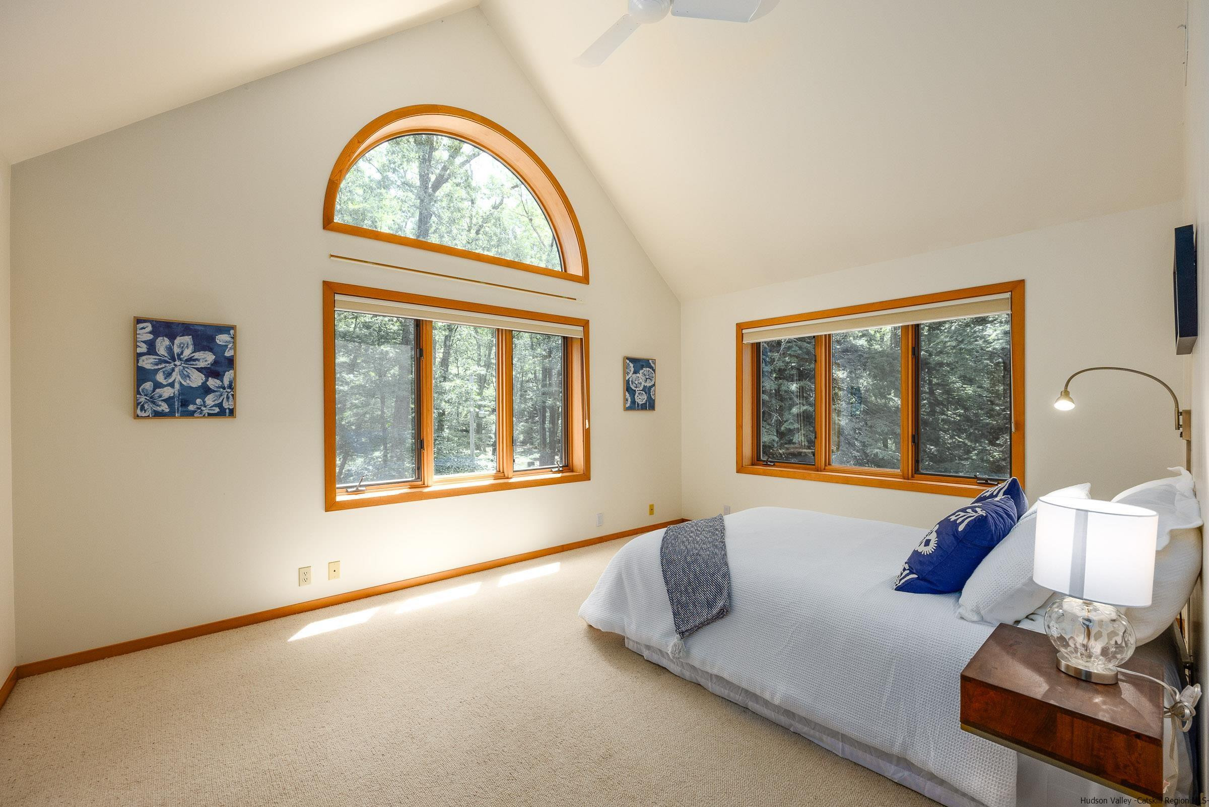 25 Rock Ridge