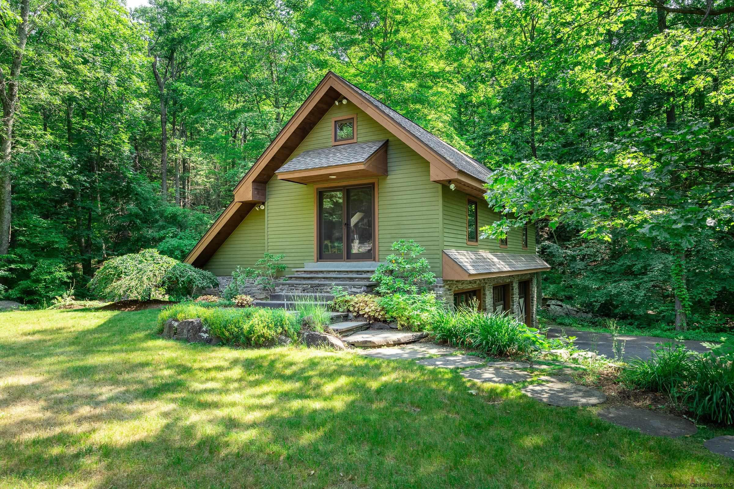 25 Rock Ridge
