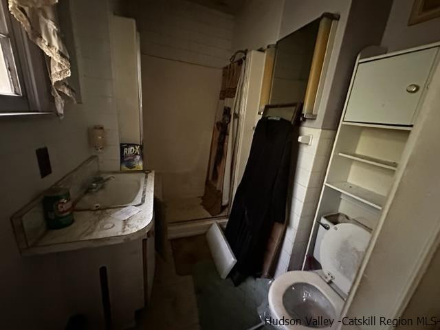 234 Schoolhouse Road