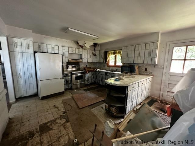 234 Schoolhouse Road