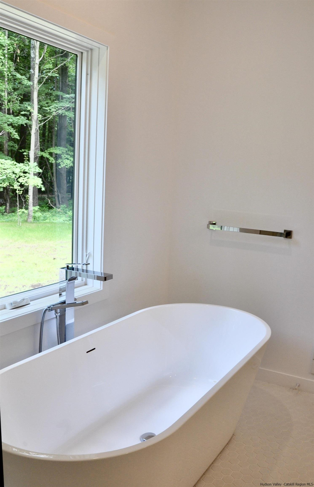 373 Pennsylvania Avenue