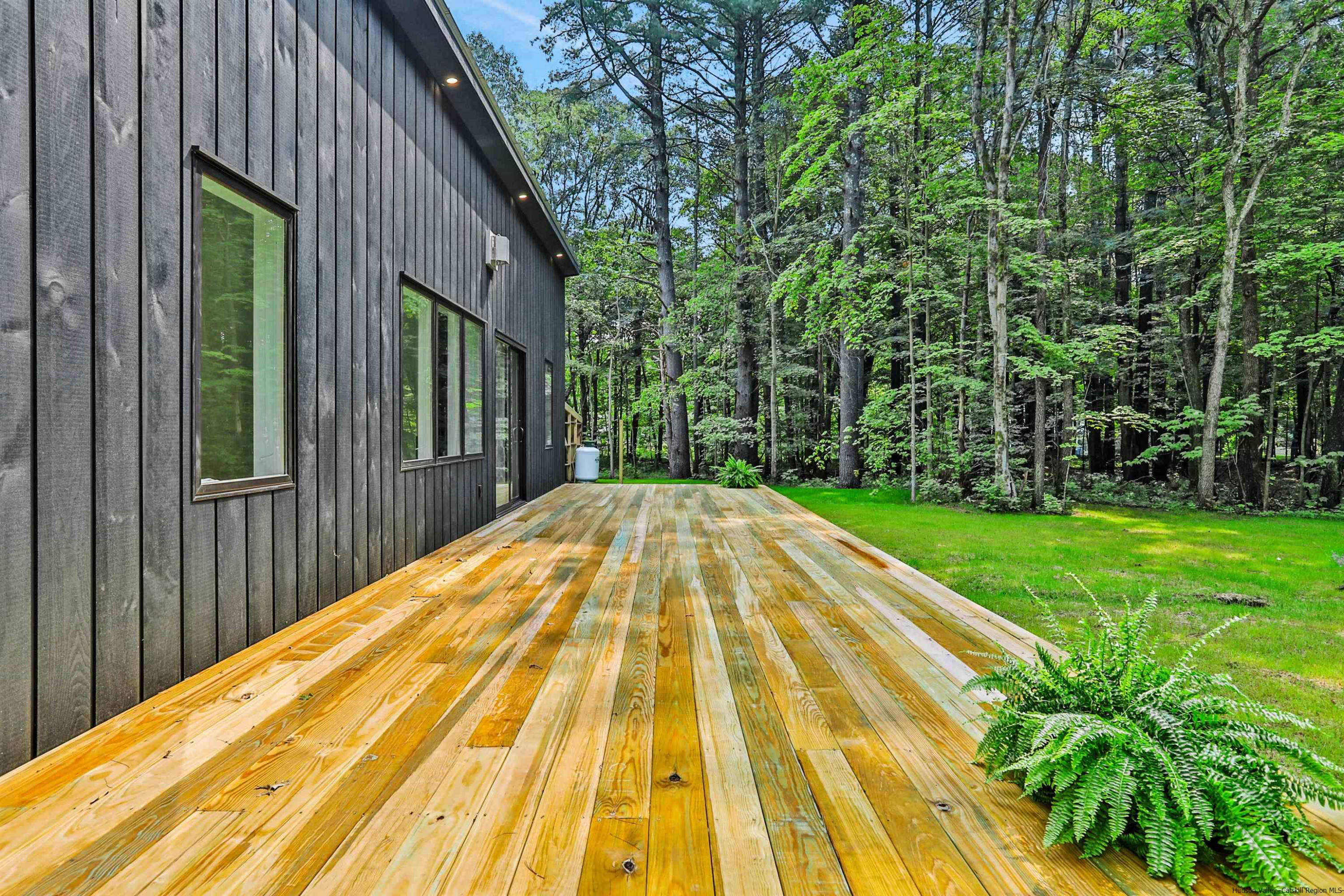 373 Pennsylvania Avenue