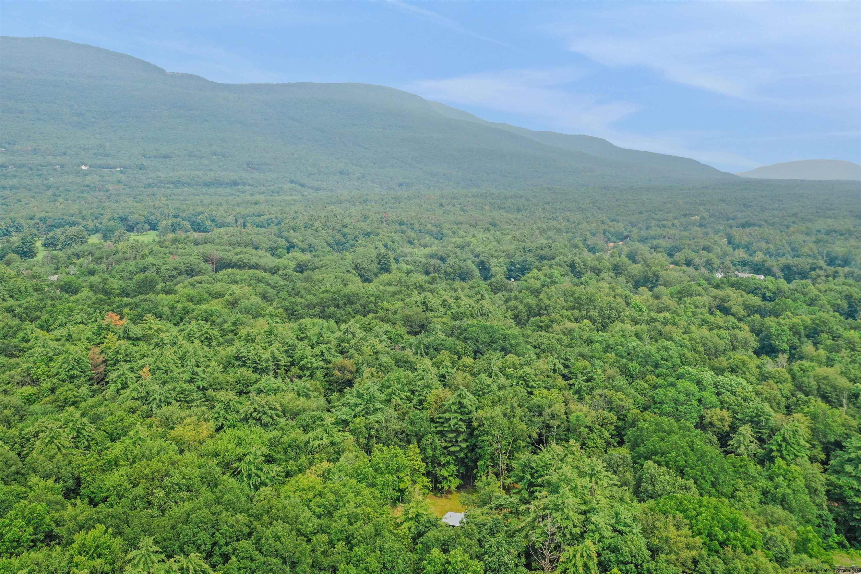 373 Pennsylvania Avenue