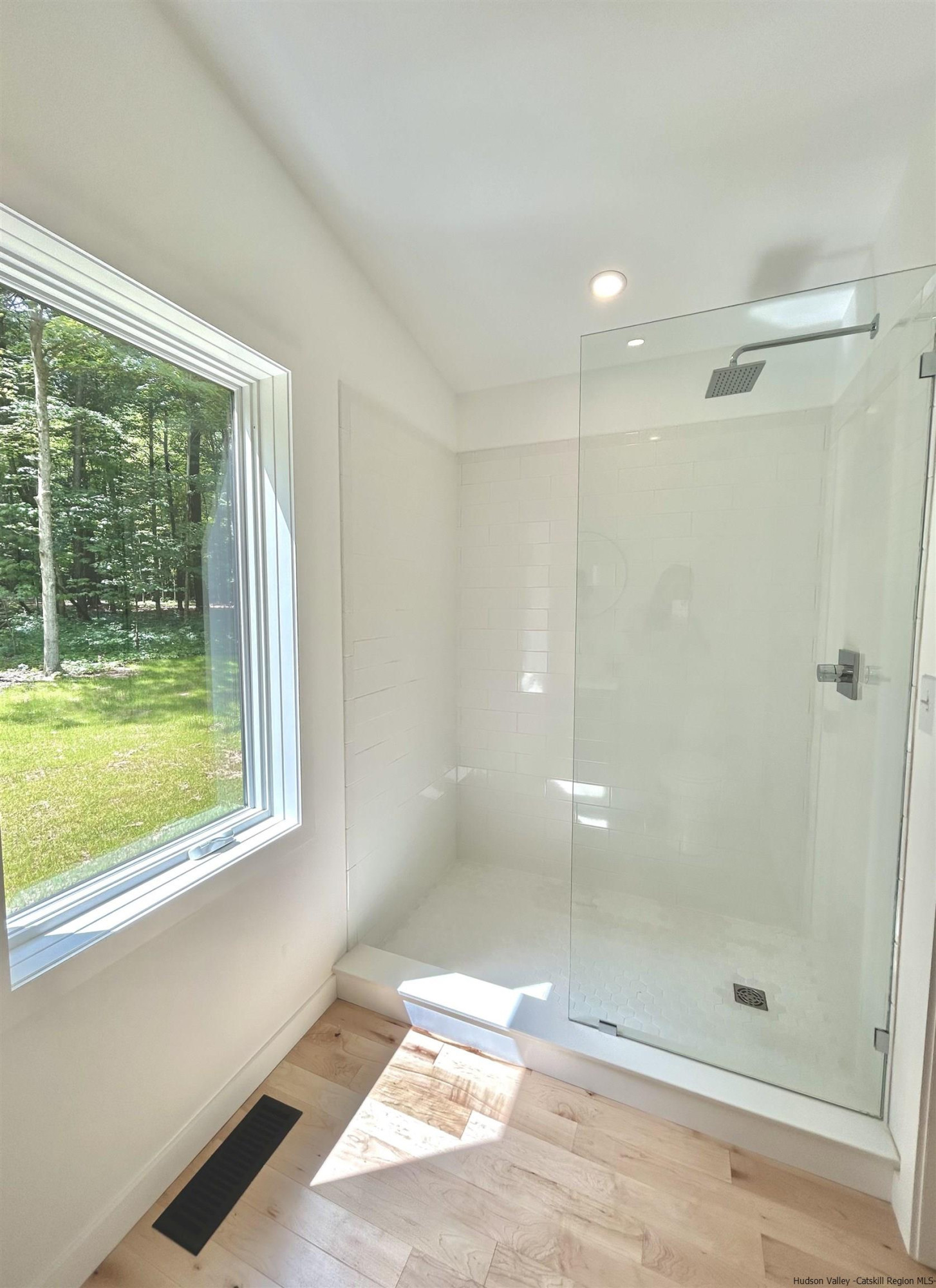 373 Pennsylvania Avenue