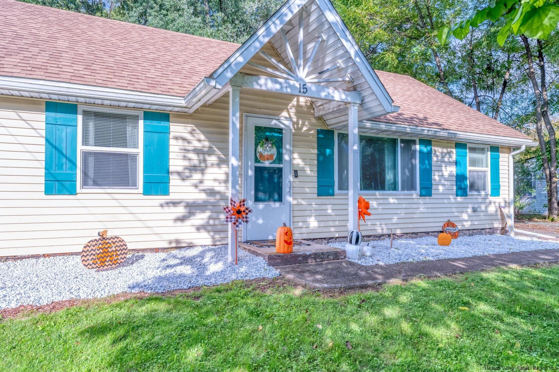 15 South Road, Mt. Marion