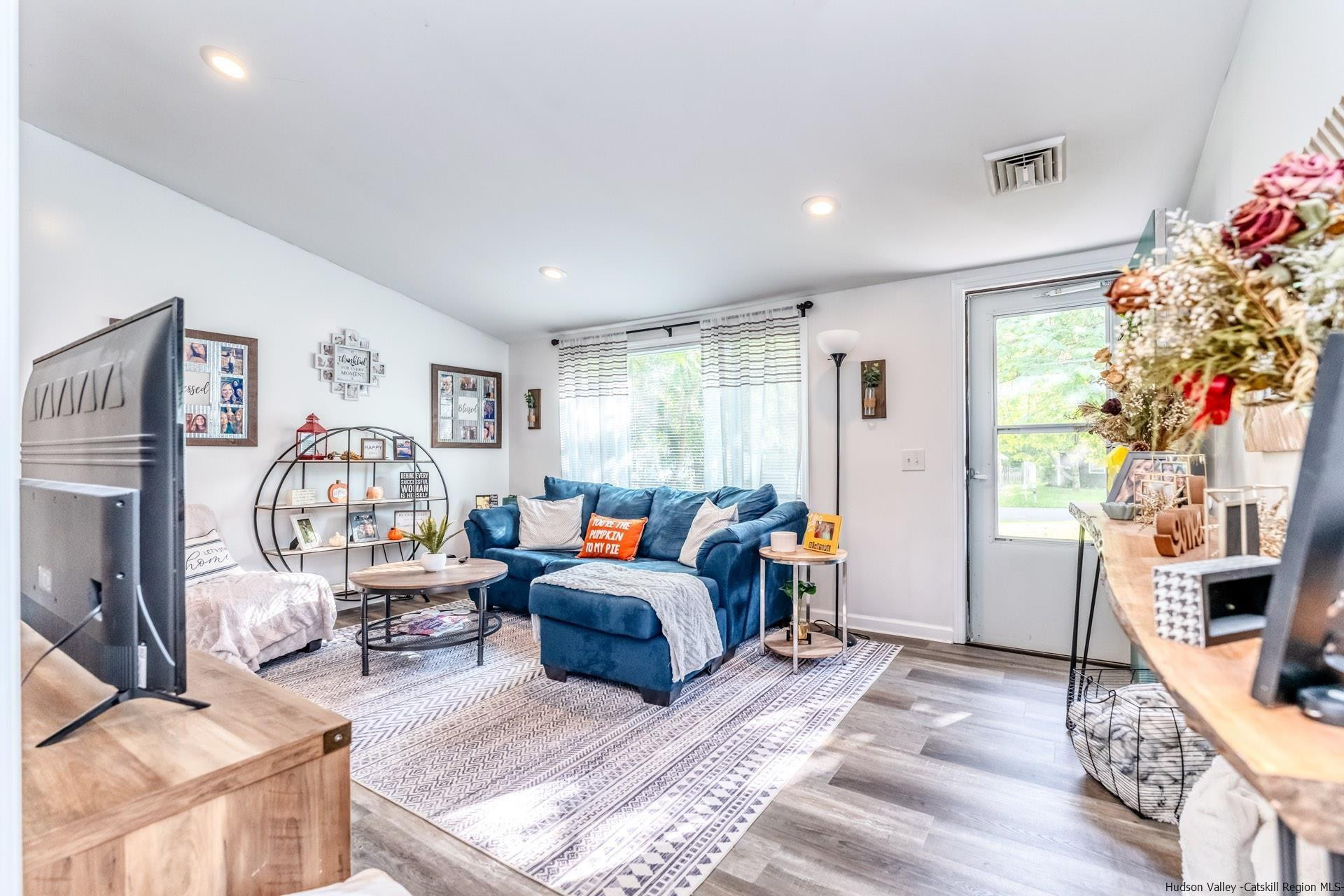 15 South Road, Mt. Marion