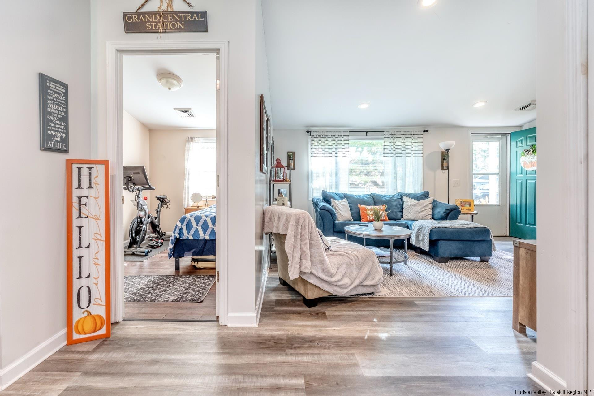 15 South Road, Mt. Marion