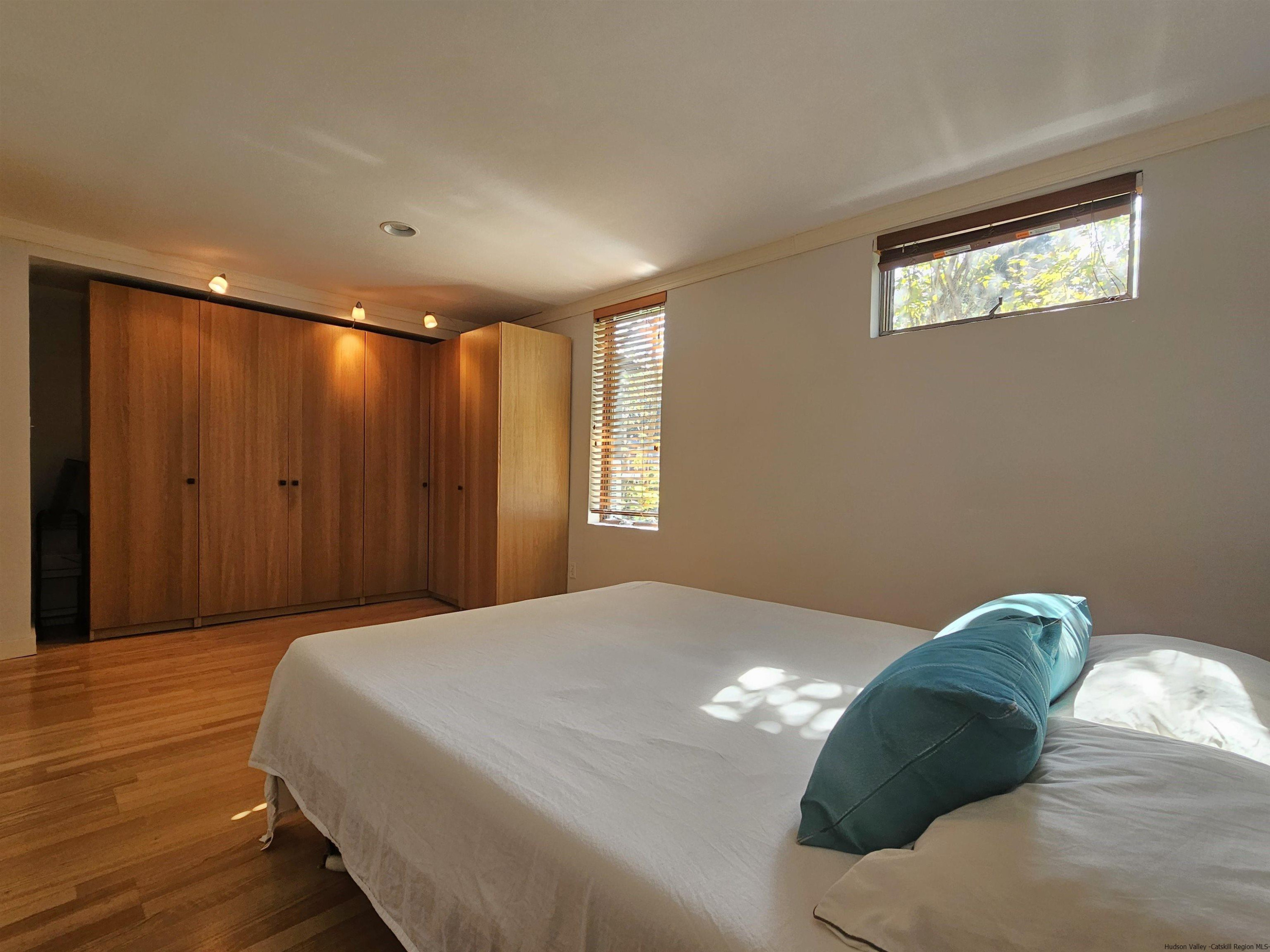 388 W Saugerties Road