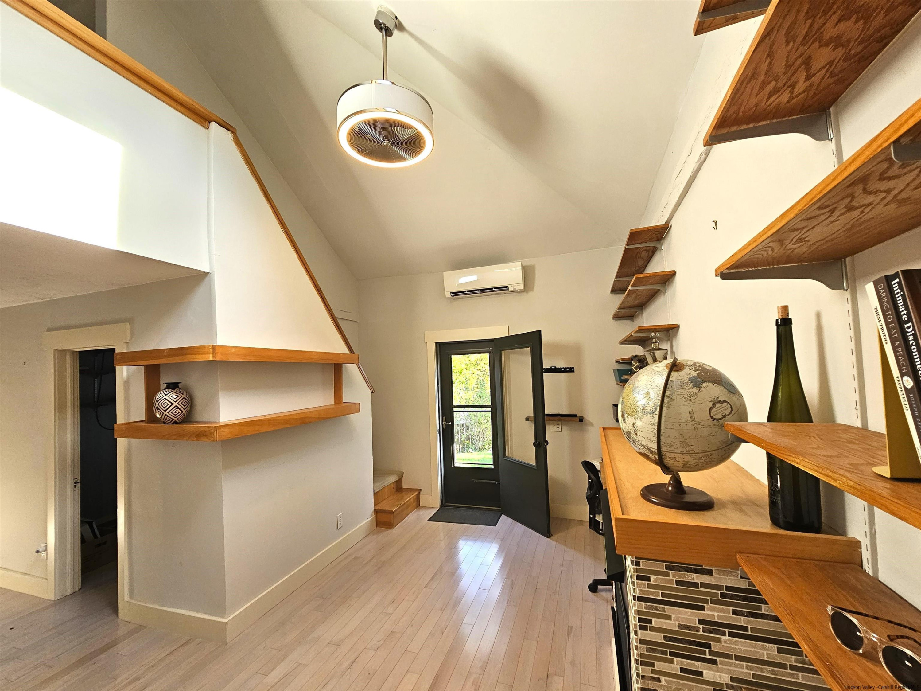 388 W Saugerties Road