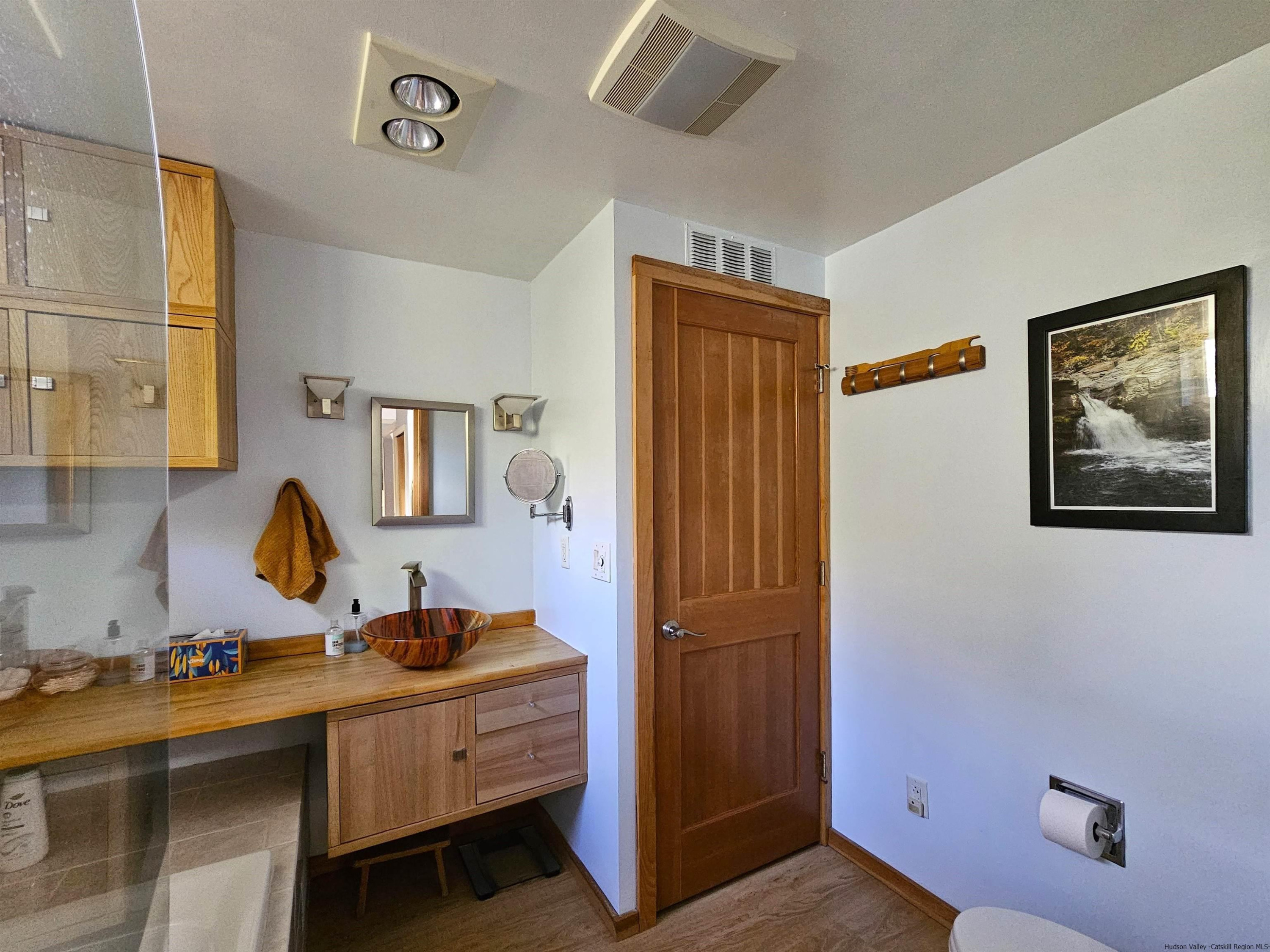 388 W Saugerties Road