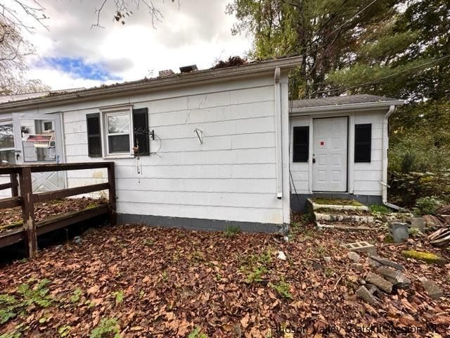 1146 Lucas Turnpike, aka Lucas Ave Ext