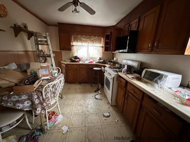 1146 Lucas Turnpike, aka Lucas Ave Ext