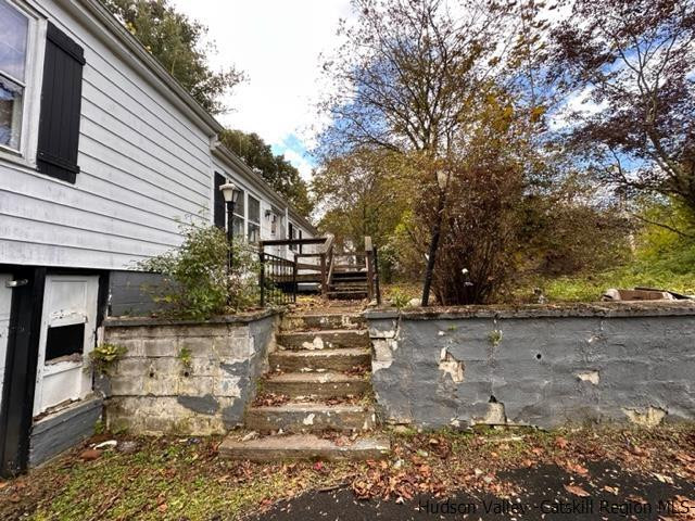 1146 Lucas Turnpike, aka Lucas Ave Ext