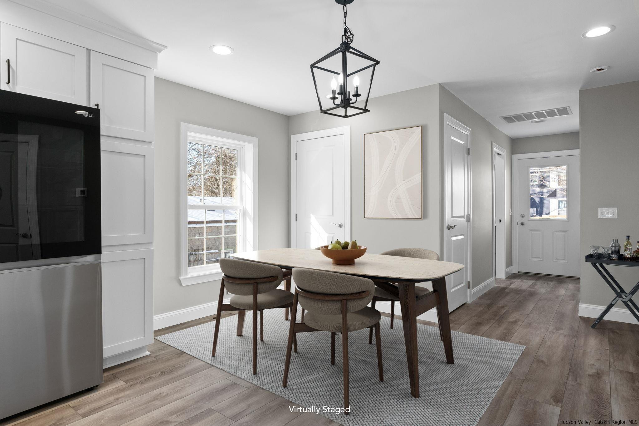 54 Montgomery Street