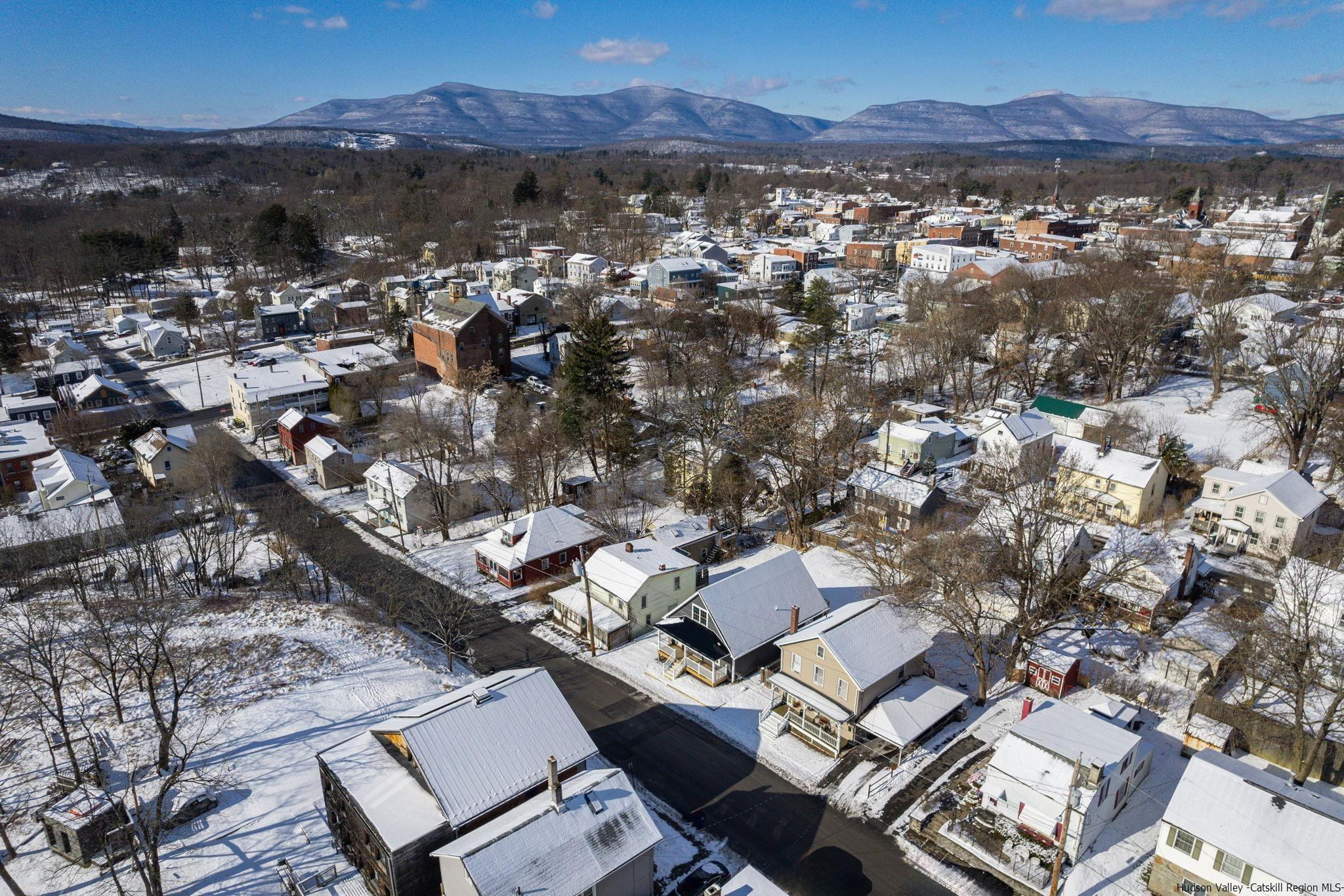 54 Montgomery Street