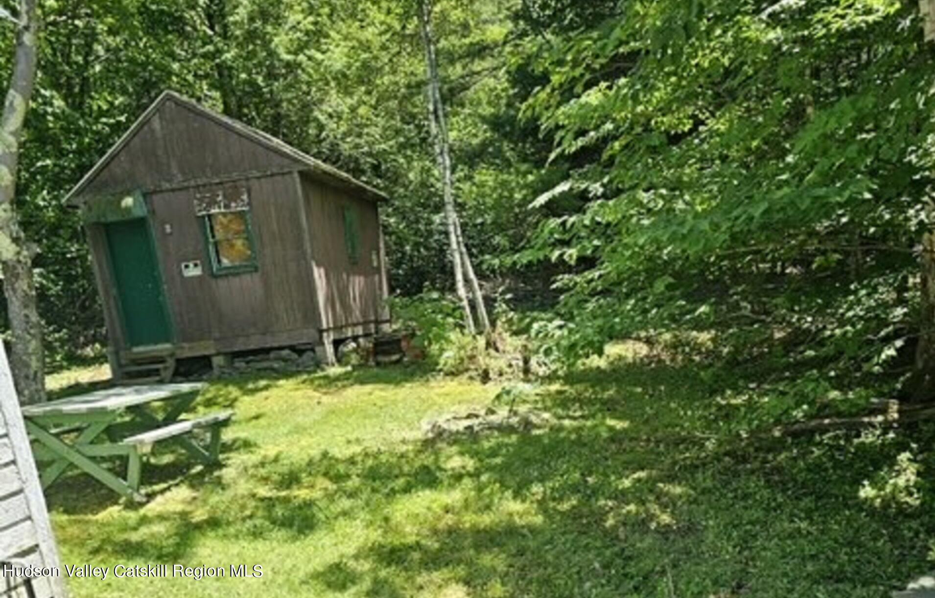 498 Yeagerville Road