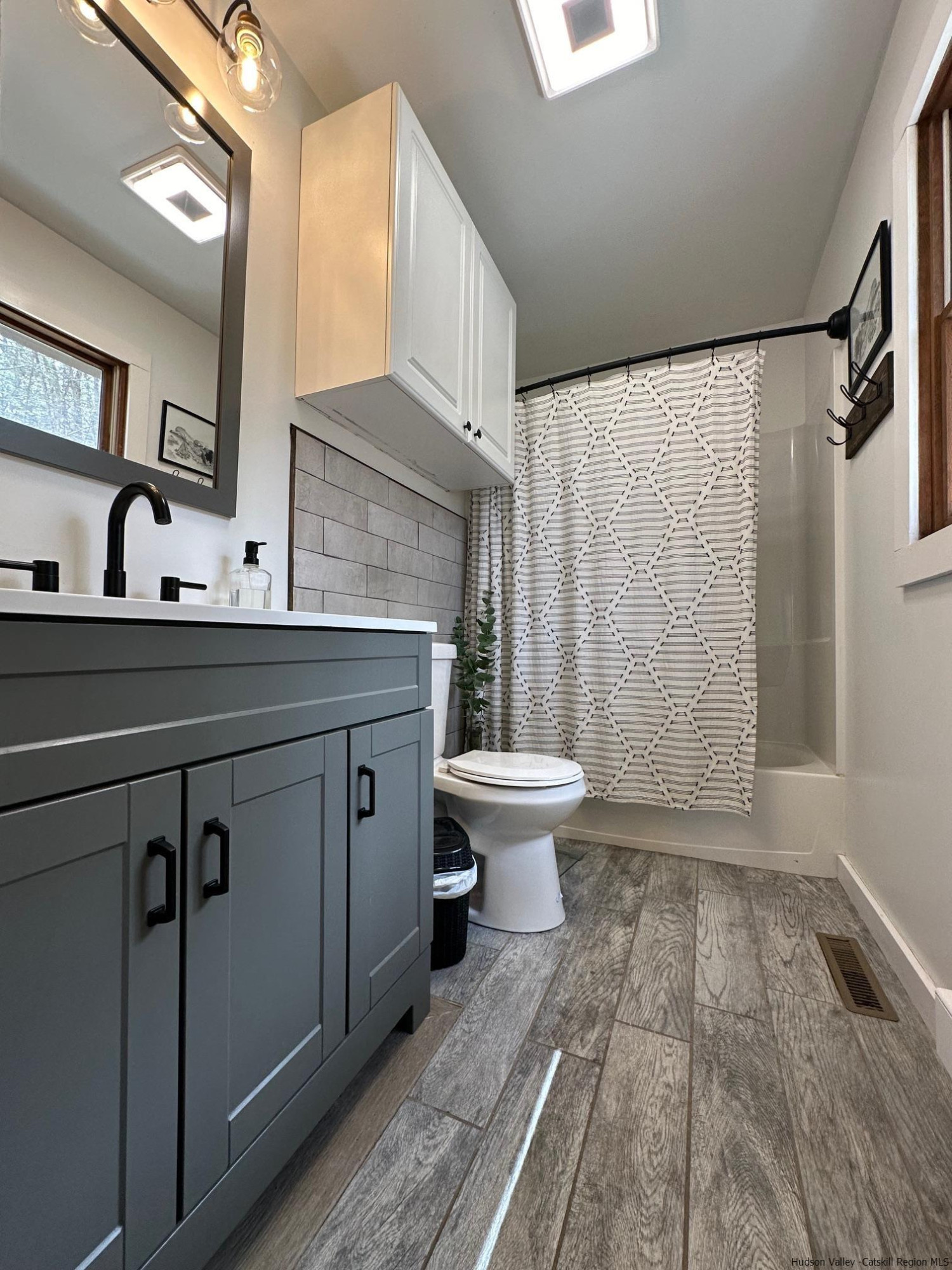 207 5 Mile Woods Road