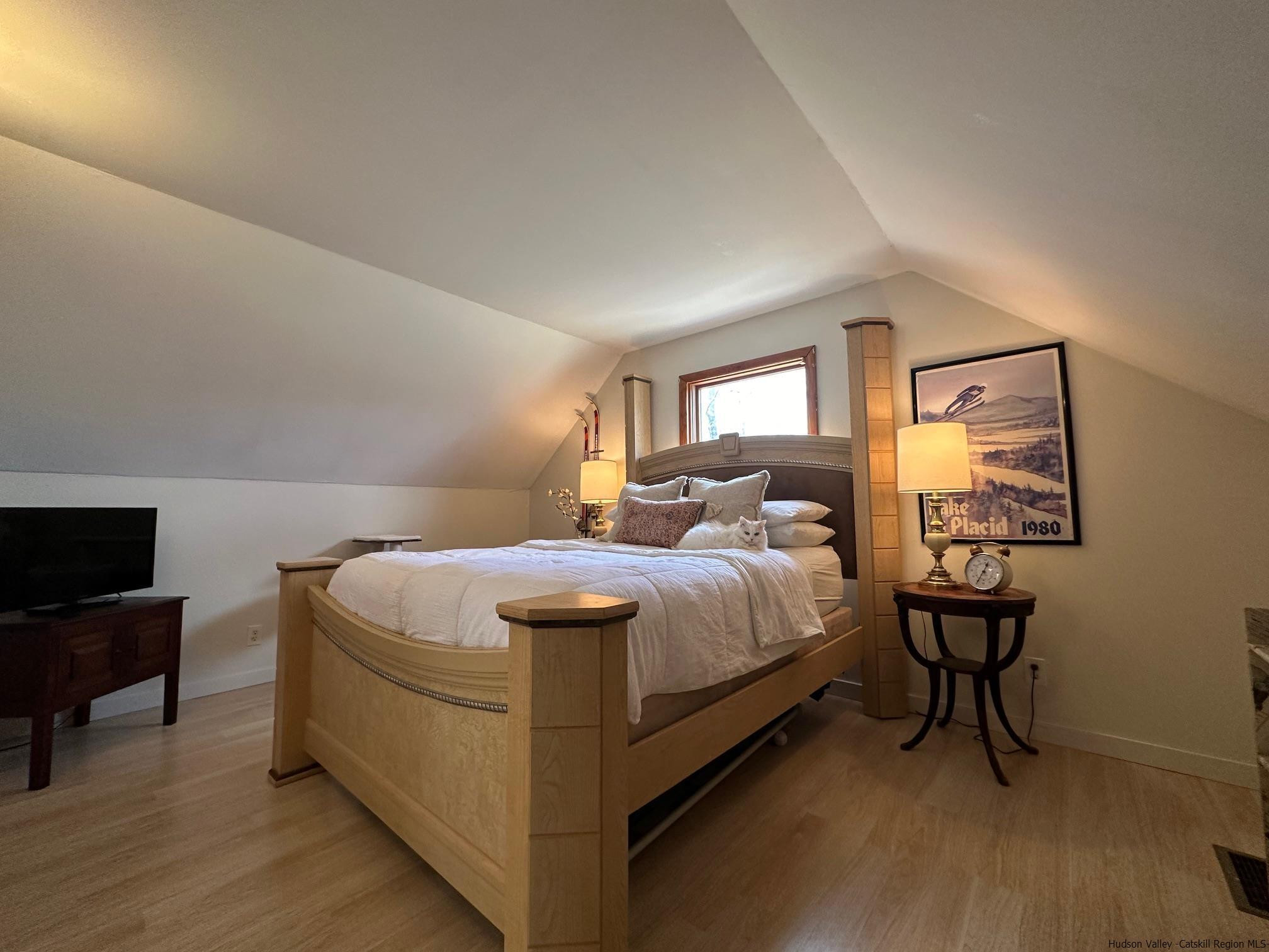 207 5 Mile Woods Road