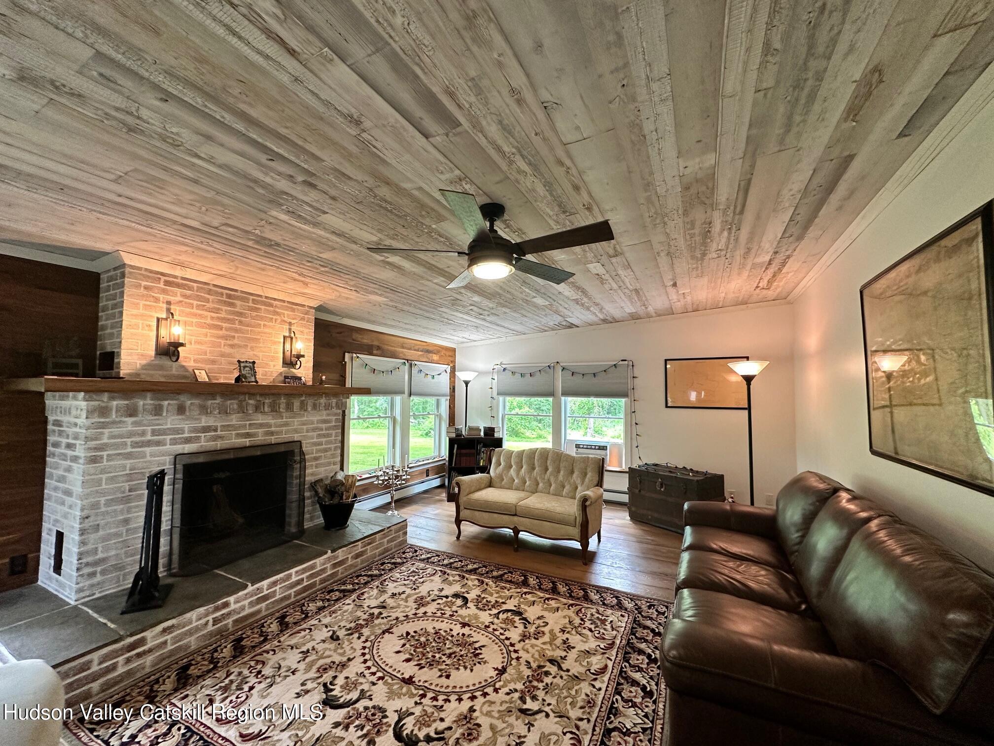 127 Dave Elliott Road