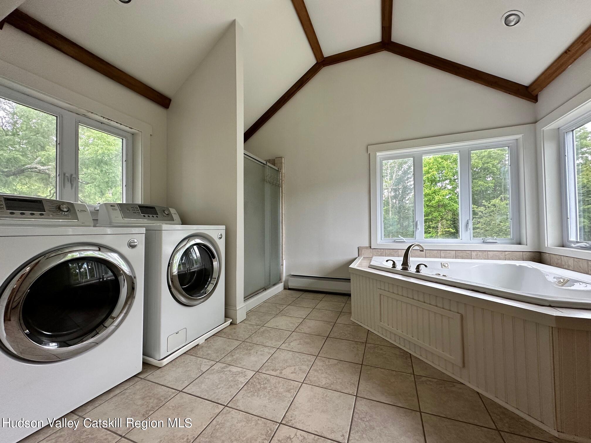 127 Dave Elliott Road