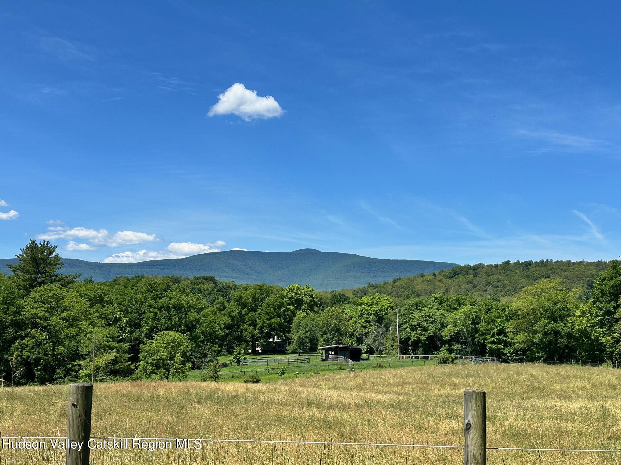 127 Dave Elliott Road